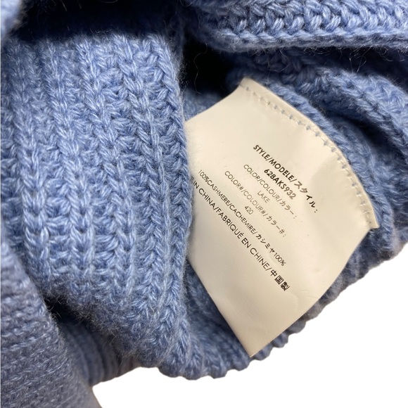 MICHAEL KORS COLLECTION Cashmere Asymmetric Hem Shaker Crewneck Sweater - Picture 8 of 16